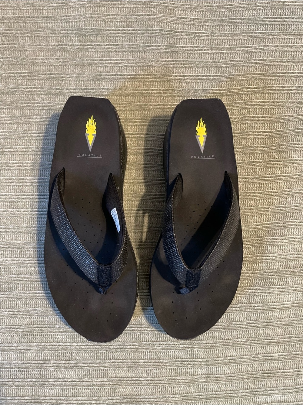Volatile Stacked Flip Flops, Size 10